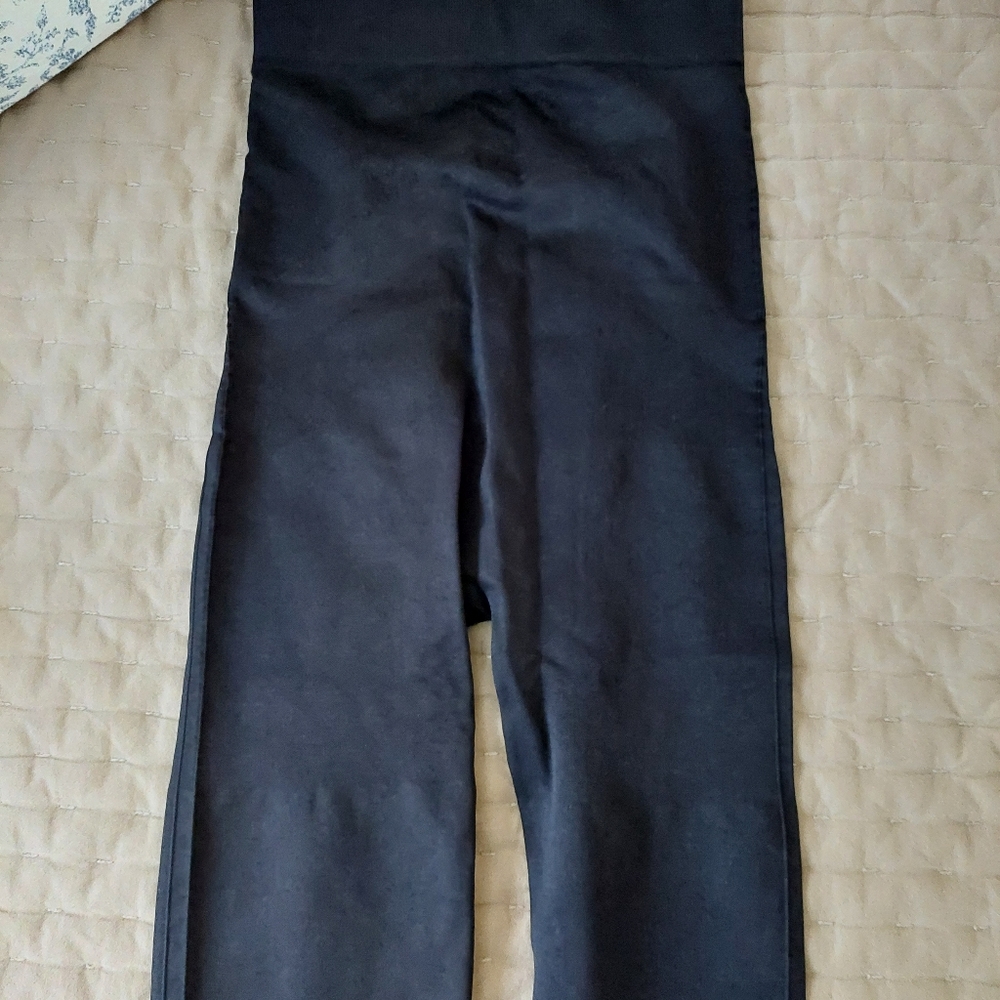 Blanqi Maternity Leggings